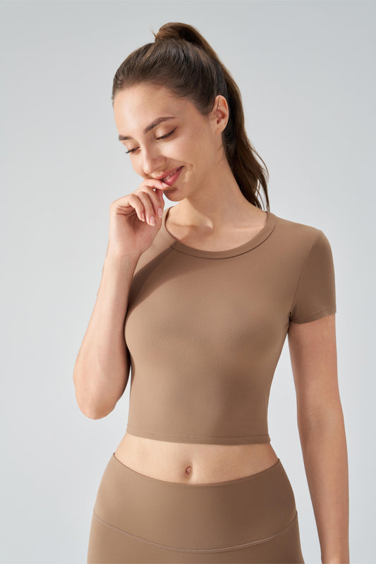 ela™ Intimate Crop Tee