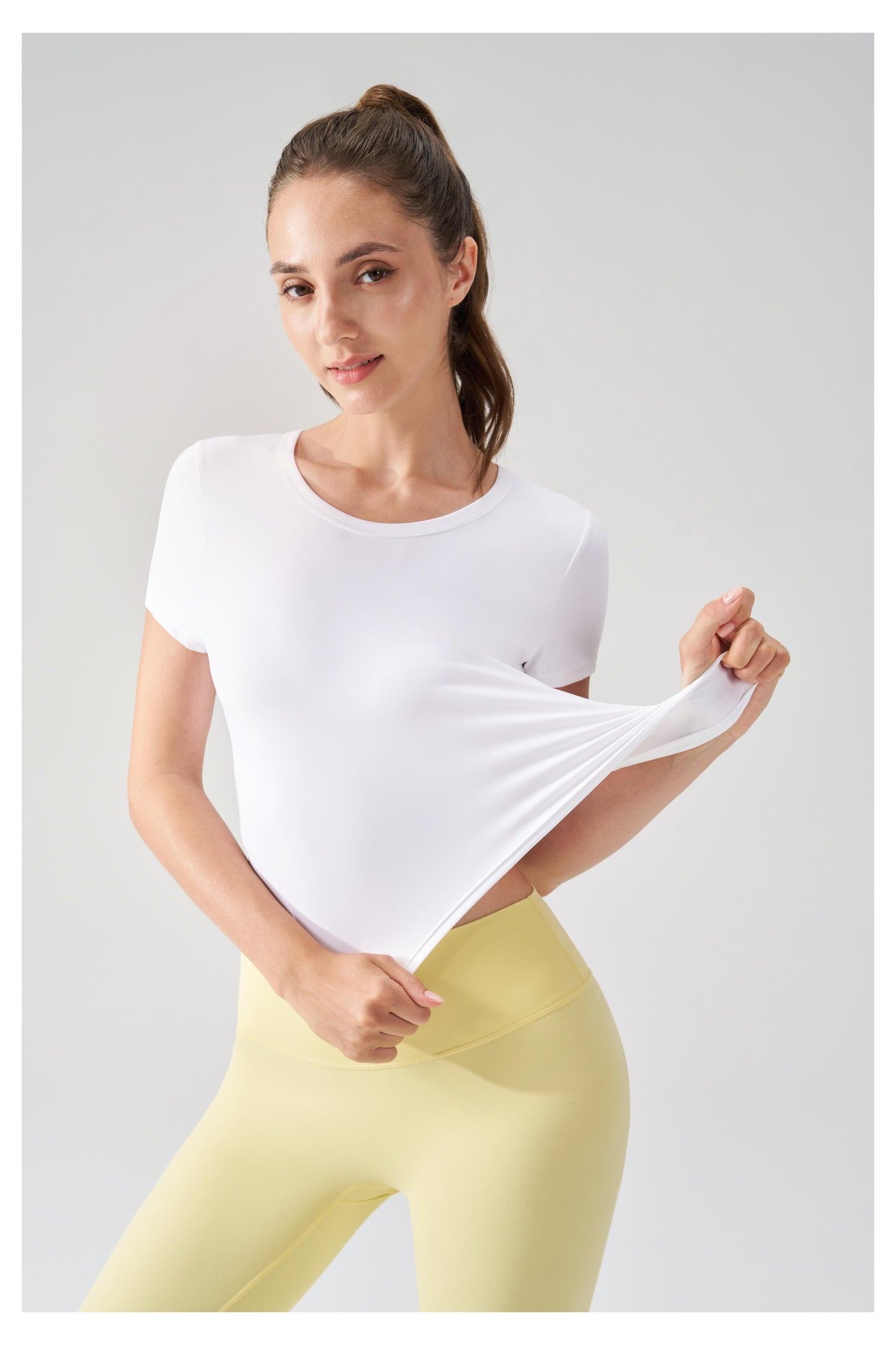 ela™ Intimate Crop Tee