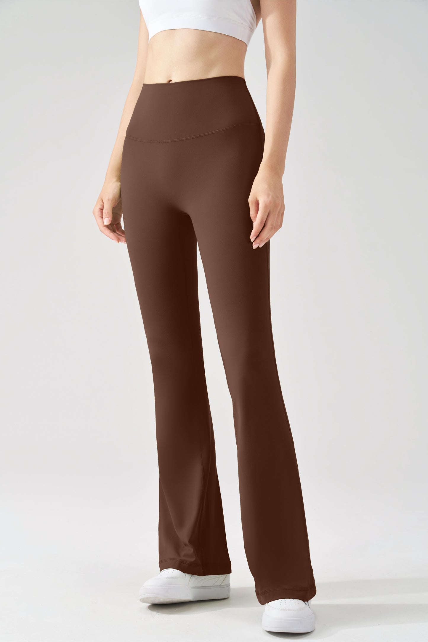 ela™ Cloud-Flow High-Rise Flared Pant