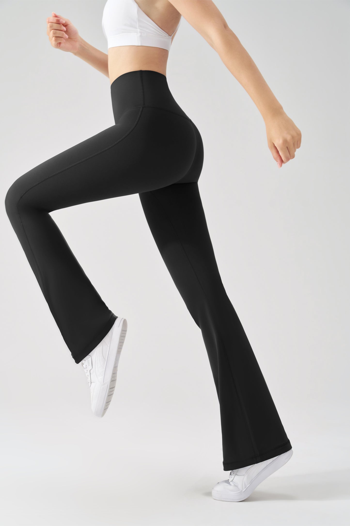 ela™ Cloud-Flow High-Rise Flared Pant